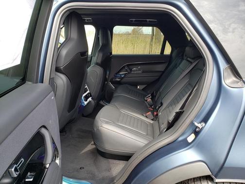 2025 Land Rover Range Rover Sport P635 SV Edition Two