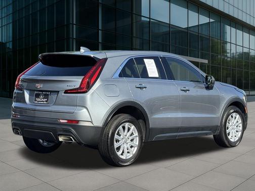 2023 Cadillac XT4 Luxury