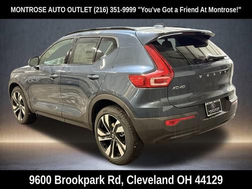 2026 Volvo XC40 B5 Ultra