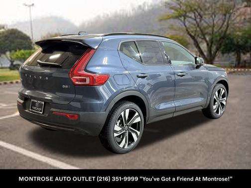 2026 Volvo XC40 B5 Ultra