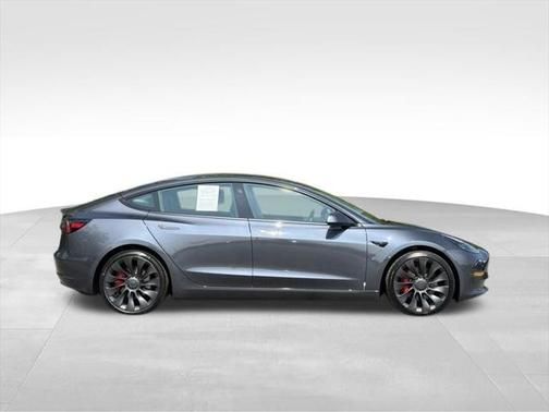 2023 Tesla Model 3 Performance