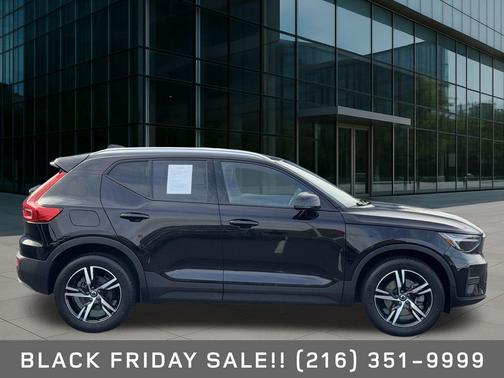 2023 Volvo XC40 B5 Core