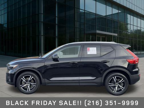 2023 Volvo XC40 B5 Core