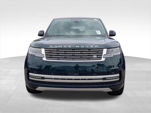 2025 Land Rover Range Rover P550e Autobiography