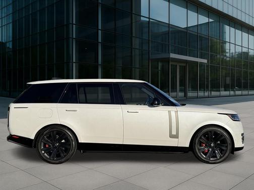 2022 Land Rover Range Rover P400 SE