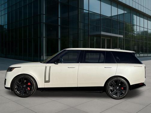 2022 Land Rover Range Rover P400 SE