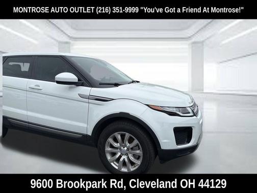 Fuji White 2018 Land Rover Range Rover Evoque SE