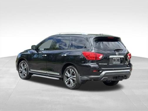 2018 Nissan Pathfinder Platinum