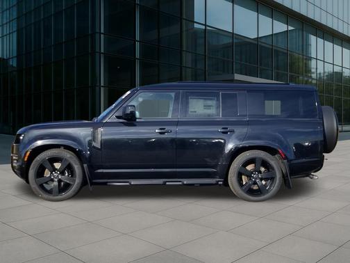 2025 Land Rover Defender V8