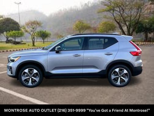 2026 Volvo XC40 B5 Plus