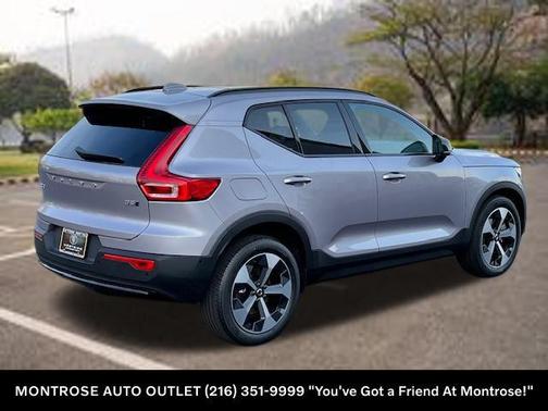 2026 Volvo XC40 B5 Plus