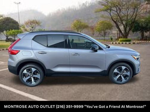 2026 Volvo XC40 B5 Plus