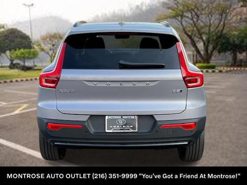 2026 Volvo XC40 B5 Plus