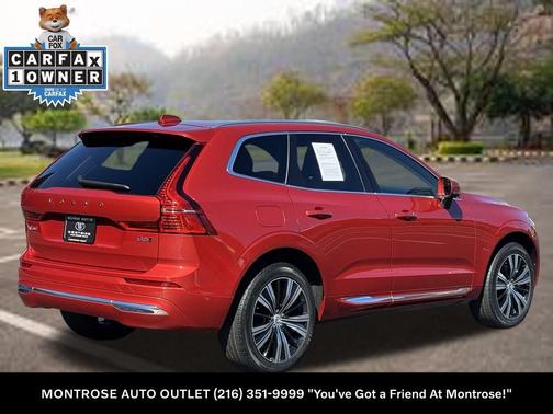 2022 Volvo XC60 B6 Inscription