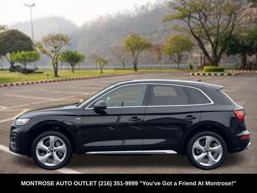 2022 Audi Q5 45 S line Prestige