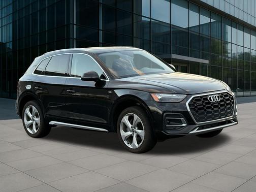 2022 Audi Q5 45 S line Prestige