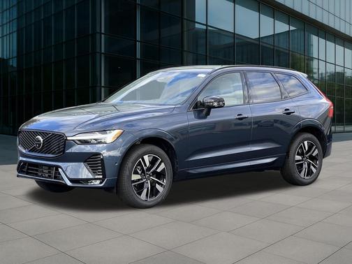 2026 Volvo XC60 B5 Plus
