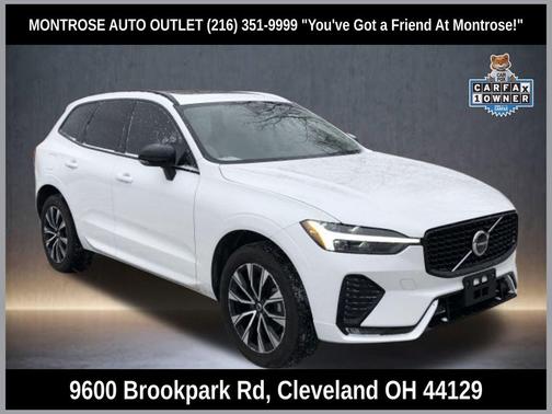 2024 Volvo XC60 B5 Core Dark Theme