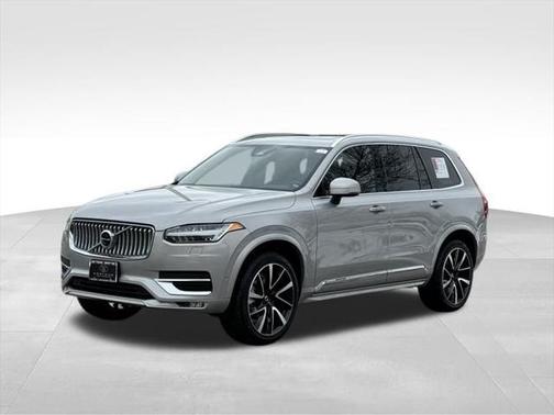 2024 Volvo XC90 B5 Plus Bright Theme