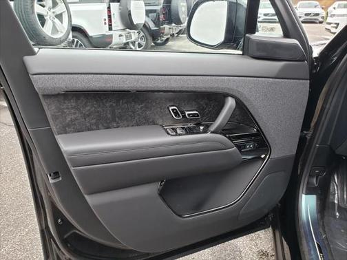 2025 Land Rover Range Rover Sport Autobiography