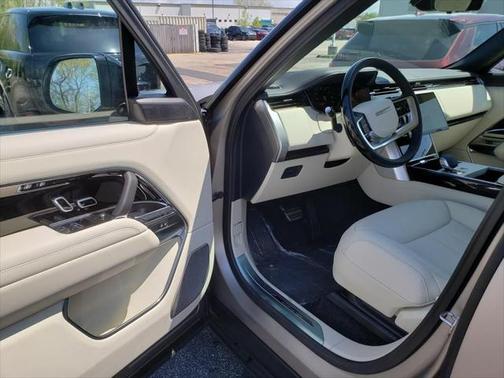 2025 Land Rover Range Rover P530 Autobiography