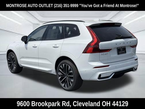 Crystal White Metallic 2026 Volvo XC60 Plug-In Hybrid Ultra, T8 AWD Electric/Gasoline, Dark