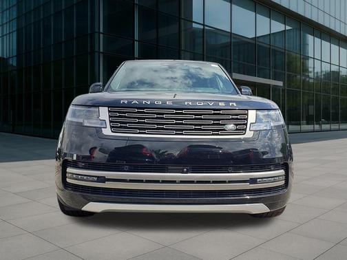 2025 Land Rover Range Rover P530 SE 7 Seat