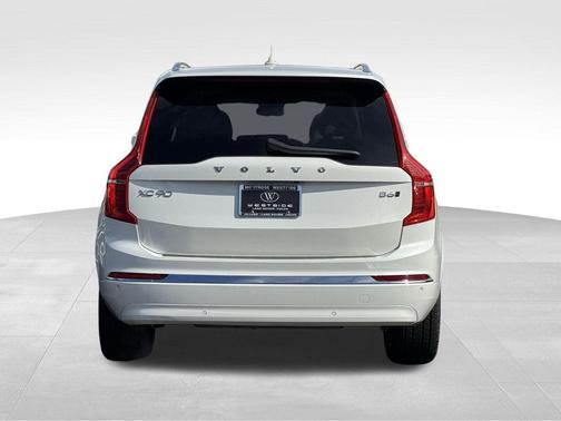 2023 Volvo XC90 B6 Plus 7-Seater
