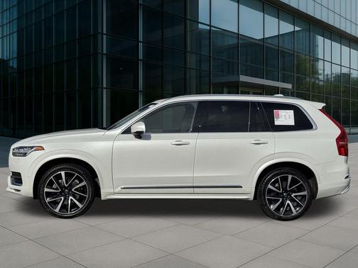 2023 Volvo XC90 B6 Plus 7-Seater