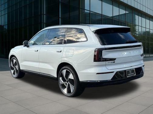 2025 Volvo EX90 Twin Motor Ultra