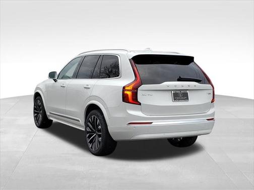 2025 Volvo XC90 Plug-In Hybrid T8 Plus 7-Seater