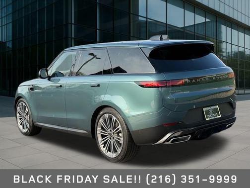 2025 Land Rover Range Rover Sport SE