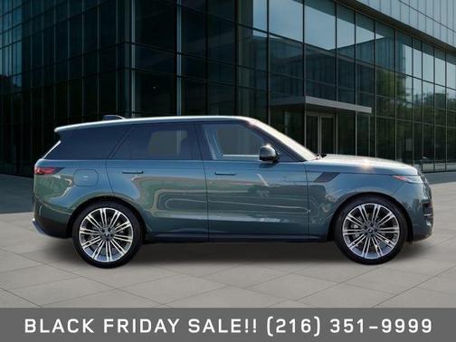 2025 Land Rover Range Rover Sport SE