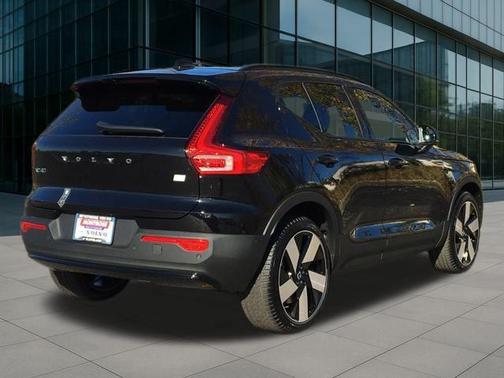 2024 Volvo XC40 Recharge Pure Electric Plus