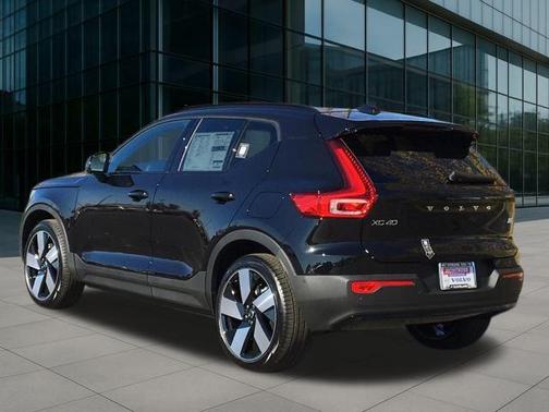 2024 Volvo XC40 Recharge Pure Electric Plus