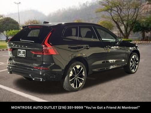 2026 Volvo XC60 B5 Plus