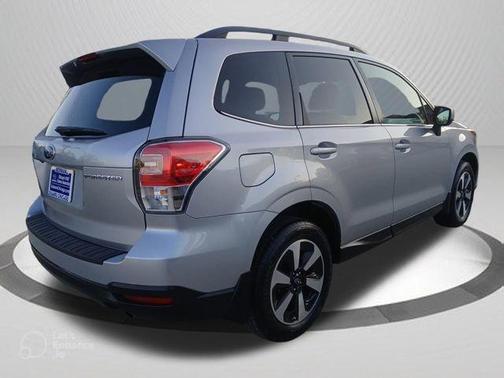 Ice Silver Metallic 2018 Subaru Forester 2.5i Limited
