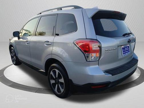 Ice Silver Metallic 2018 Subaru Forester 2.5i Limited