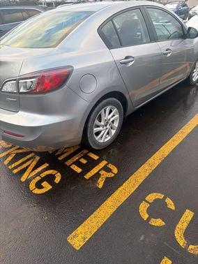 2013 Mazda Mazda3 i Touring