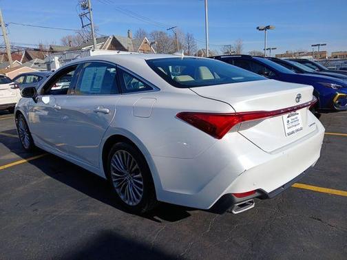 2019 Toyota Avalon XLE