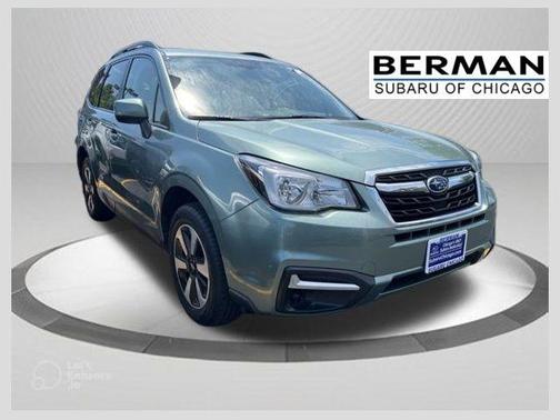 Jasmine Green Metallic 2017 Subaru Forester 2.5i Premium