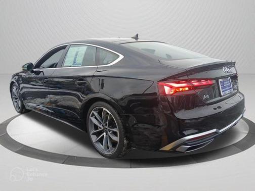 Mythos Black Metallic 2023 Audi A5 45 S line quattro Premium