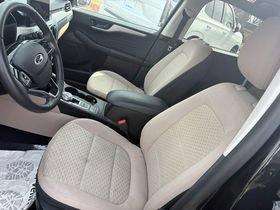 Black Metallic 2022 Ford Escape SE