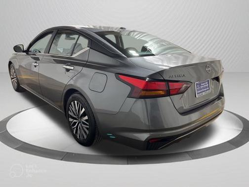 Gun Metallic 2025 Nissan Altima SV