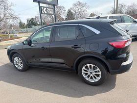 Agate Black Metallic 2022 Ford Escape SE