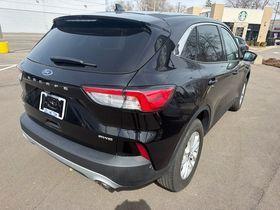 Agate Black Metallic 2022 Ford Escape SE