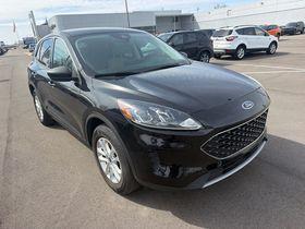 Agate Black Metallic 2022 Ford Escape SE