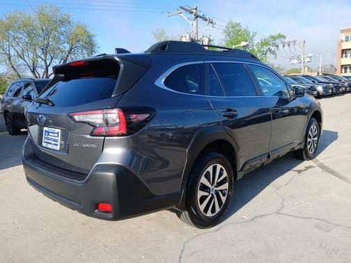 Magnetite Gray Metallic 2025 Subaru Outback Premium