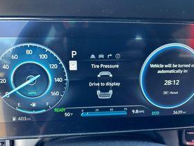 2025 Hyundai ELANTRA HEV SEL