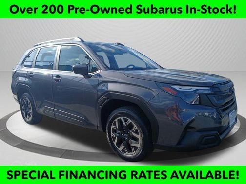 2025 Subaru Forester Base